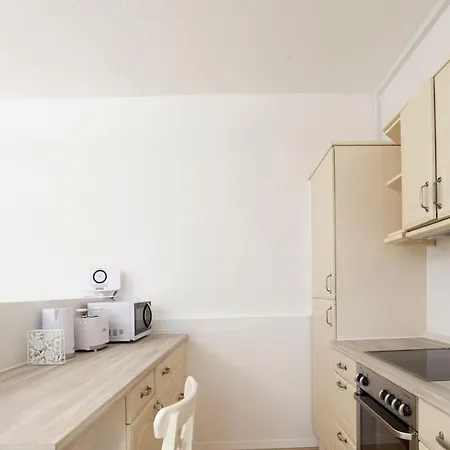 Exclusive 2-Room Souterrain Apartment Нюрнберг Экстерьер фото